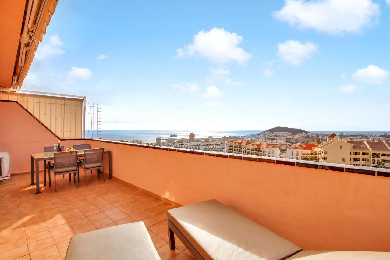 Top Floor, Sea View, Huge Terrace, Heated Pool, Garage Los Cristianos  Esterno foto