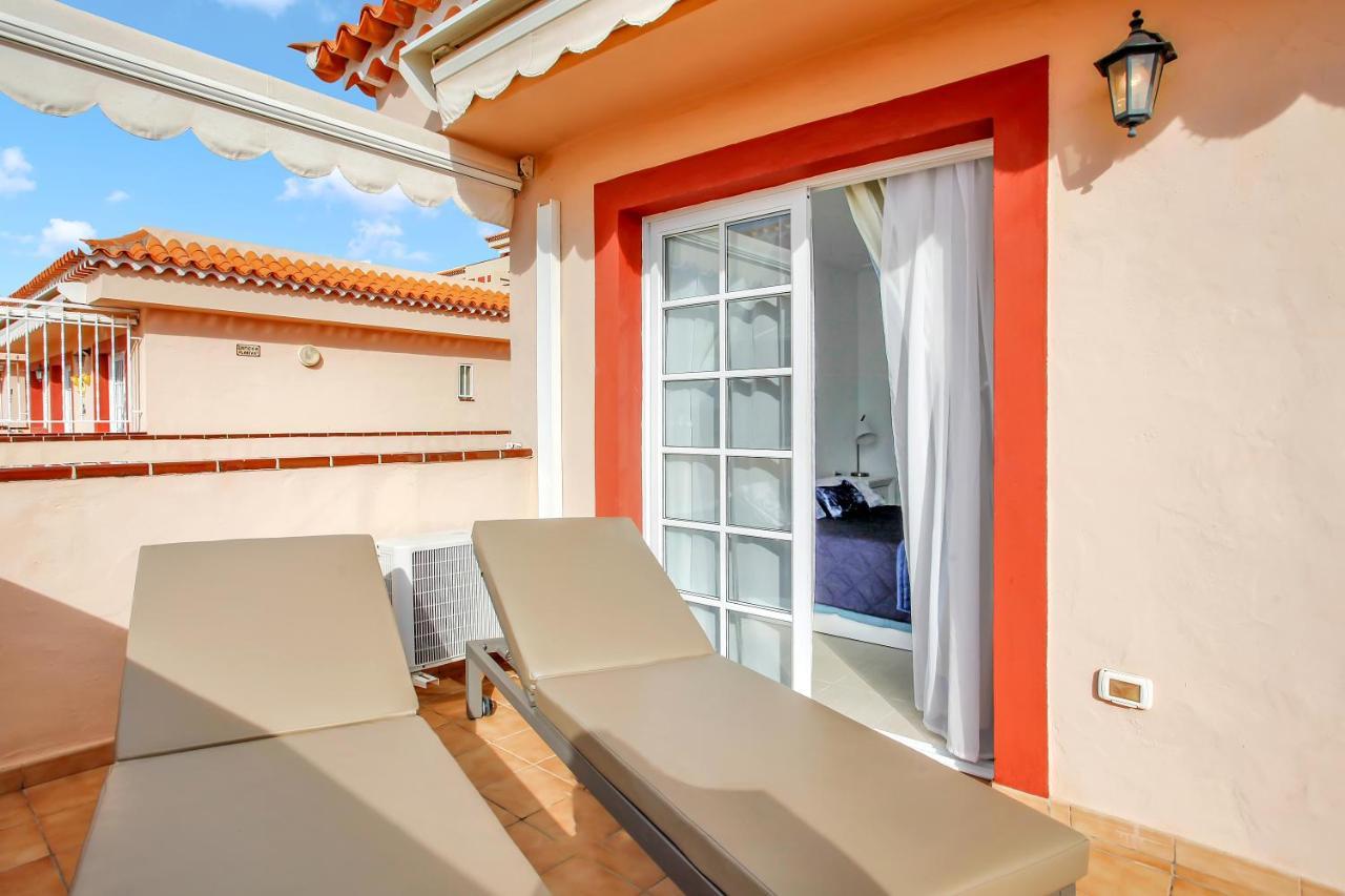 Top Floor, Sea View, Huge Terrace, Heated Pool, Garage Los Cristianos  Esterno foto